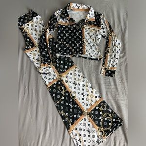 COPY - Two pieces set printed wide led pants and long sleeve crop top